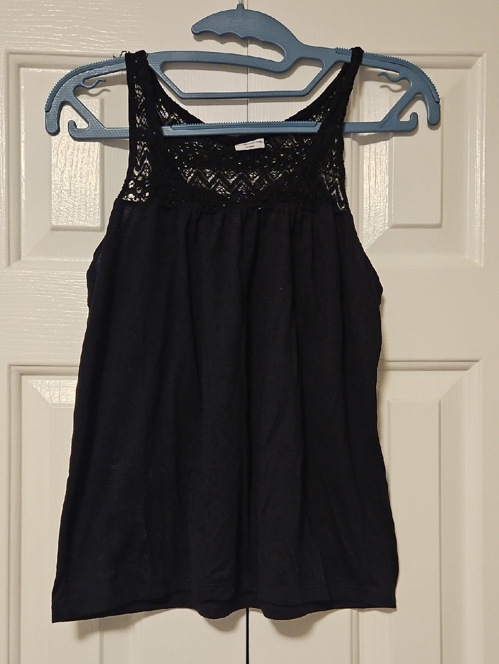 💗Black Crochet-Trim Tank Top - Women
